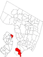 Location of Lyndhurst in Bergen County highlighted in red (right). Inset map: Location of Bergen County in New Jersey highlighted in red (left).
