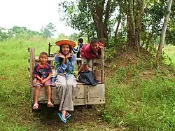 Children at Non Ngam village