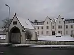 Old Edinburgh Court and Archway At Entrance, Old Edinburgh Road