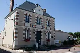 The town hall in Oncy-sur-École
