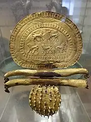 Gold fibula, Regolini-Galassi tomb (675–650 BC)