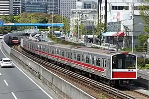 Midōsuji Line 10A series EMU in April 2018
