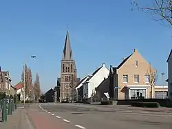 Ospel, church in the street