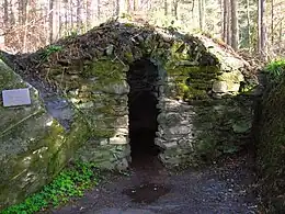 The entrance to Ossian's Cave