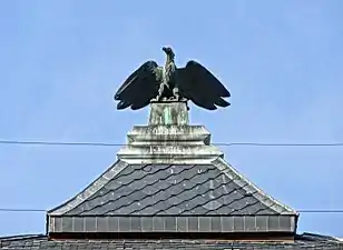 Eagle figure on top of the Old Palace