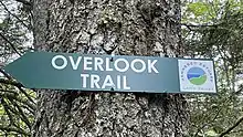 "Overlook Trail" sign.
