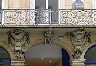 Baroque cartouche-shaped corbels on the facade of the Hôtel d'Eynaud (Rue de l'Arbre-Sec no, 52), Paris, unknown architect, 1721