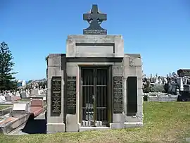 Packer family mausoleum, South Head Cemetery