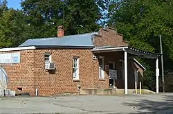 Former country store in Paineville