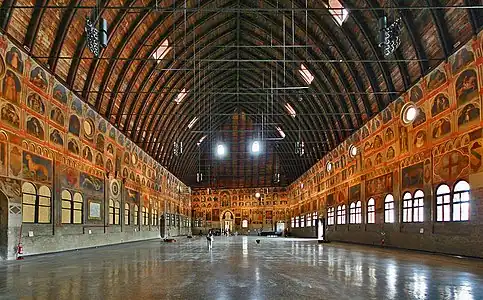 Interior of a large hall, covered by frescos