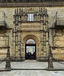 Hostal de los Reyes Católicos 16th Century Plateresque front facade.