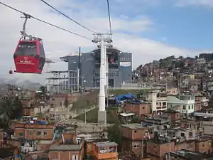 Gondola lift leaving the Estação da Baiana (Baiana Station) within the Complexo do Alemão; which was used by local residents and tourists prior to its closure.