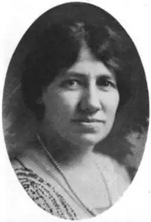 Paula Laddey, Newark suffragist, admitted to bar in 1913