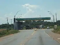 A toll in Veinticinco de Diciembre, by the entrance of San Pedro