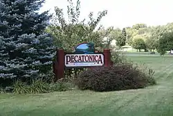 Sign leading into the south side of Pecatonica