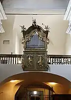 The chapel's parapet organ (Brüstungsorgel)