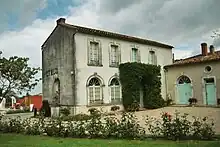 The Pétrus country house.
