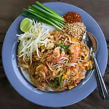 Pad thai served with mung bean sprouts