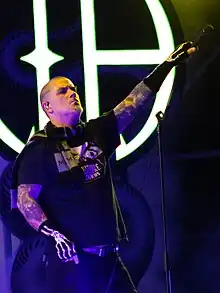 Anselmo performing with Pantera in 2022