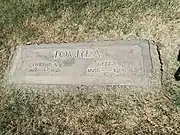 Grave-sites of Edward Ambrose Tovrea (1861–1932) and his wife Della Gillespie Tovrea (1888–1969).