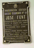 Plaque at the secondary school José Font.