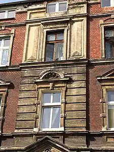 Frontage detail