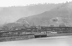 Port Perry from across the Monongahela River, between 1900 and 1915