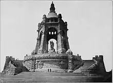 Kaiser Wilhelm Monument (1890–96), Teutoburg Forest, Porta Westfalica, Caspar von Zumbusch, sculptor.