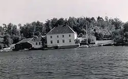 View of the old Pusnes gård buildings
