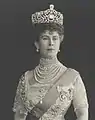 Queen Mary wearing the Delhi Durbar Tiara (since redesigned)