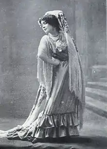 Régina Badet in 1910.
