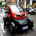 Twizy parked in Madrid city centre.
