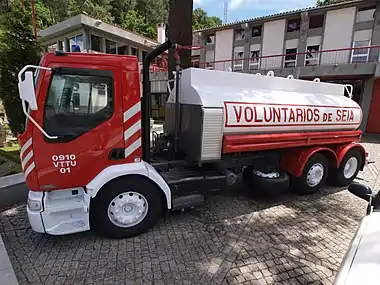 Firefighting water tender