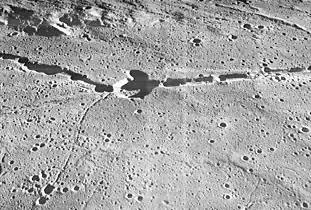 Lunar Orbiter 3 image