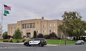 Adams County Courthouse (erected 1941) in 2014