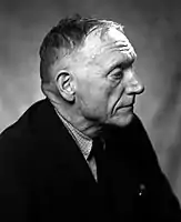Robert Penn Warren, MA 1927 – novelist and poet, who received the Pulitzer Prize three times