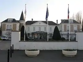 The town hall of Roissy-en-Brie