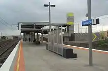 Southbound view from Platform 1, September 2007