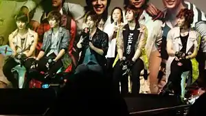 SS501 during a fanmeeting in Hong Kong (2009)From L to R: Kim Hyung-jun, Kim Kyu-jong, Kim Hyun-joong, Heo Young-saeng, Park Jung-min