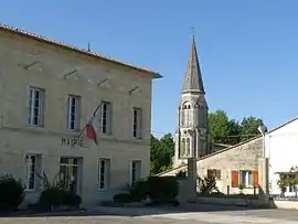 The town hall and church in Sablons