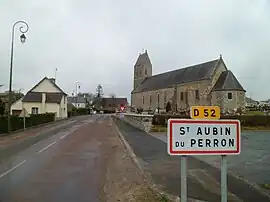 Entrance to the village and the church of Saint-Aubin