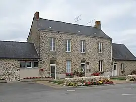 The town hall in Saint-Cyr-le-Gravelais