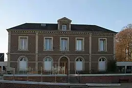 The town hall in Saint-Eustache-la-Forêt