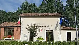 The town hall in Saint-Eutrope-de-Born