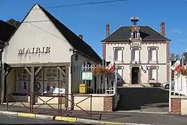 Saligny town hall