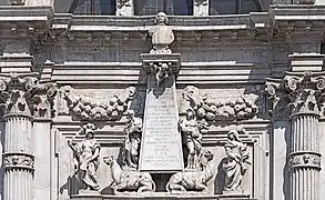 Monument to Vincenzo Fini