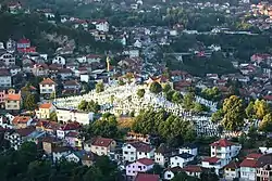 Alifakovac with its cemetery