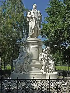 Goethe Monument in the Berliner Tiergarten (1880), his bestknown work