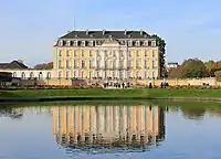 Schloss Augustusburg reflected in the park's basin