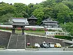 Seiken-ji from Tōkaidō Line tracks
